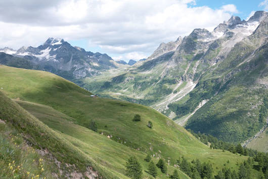 Le Parc paysager du Binntal est un «parc naturel régional d'importance nationale» selon les critères de la Loi sur la protection de la nature et du paysage (LPN).